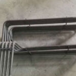 Correction method for flatness of aluminum alloy extruded sheet